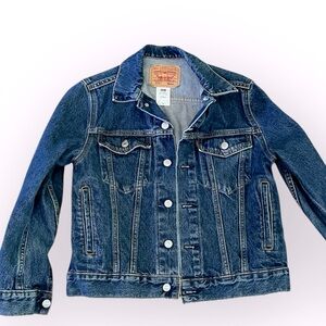 Levi's Blue Jean Jacket Classic Trucker Style Medium with red tab
